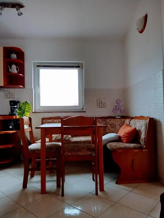 Apartment Apartmani Nikolina Razanac